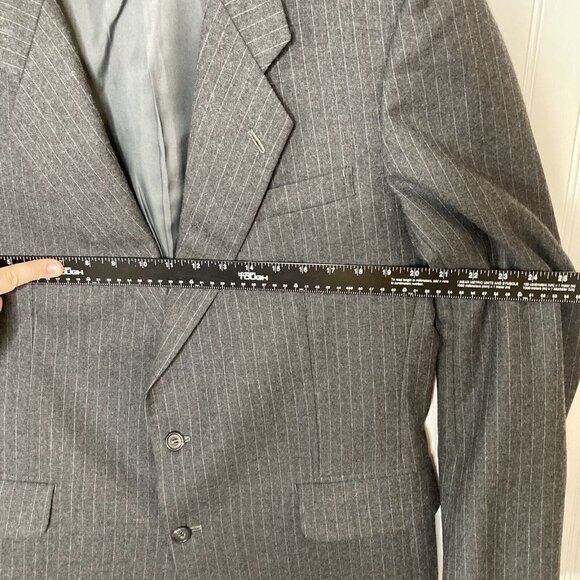 C&R Clothiers Gray Pin Stripe Virgin Wool Lined Suit Jacket Blazer Japan-42R - Picture 13 of 16